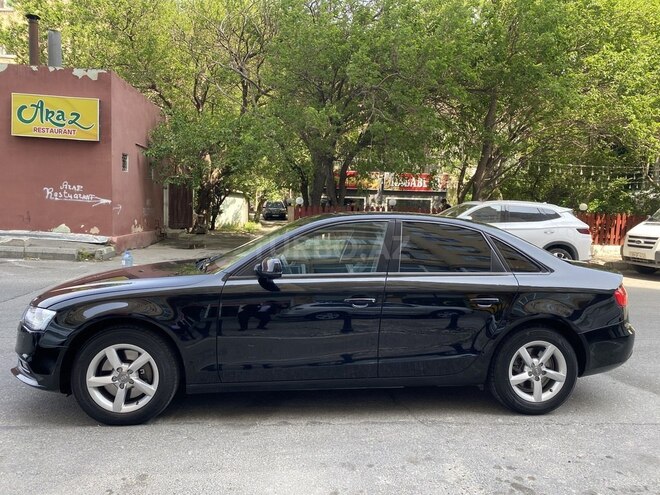 Audi A4 2012, 227,170 km - 2.0 l - Bakı