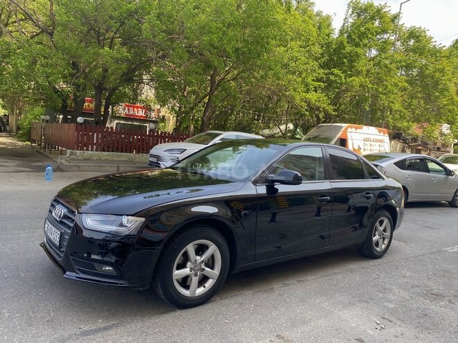 Audi A4 2012, 227,170 km - 2.0 l - Bakı