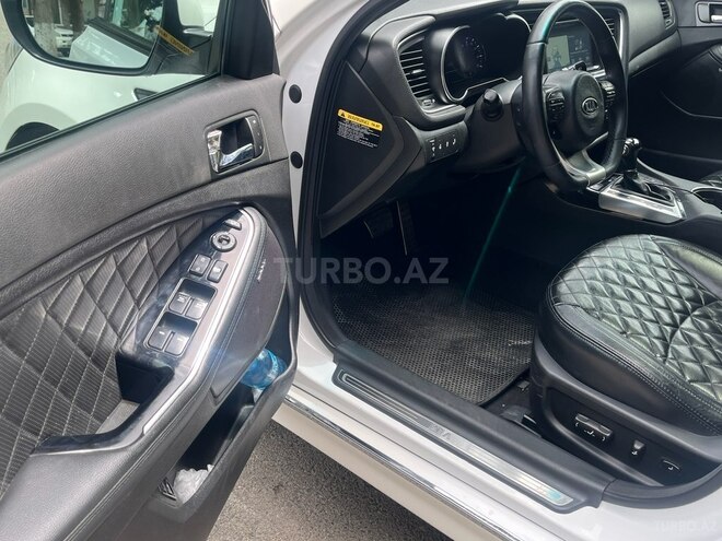 Kia K5-14