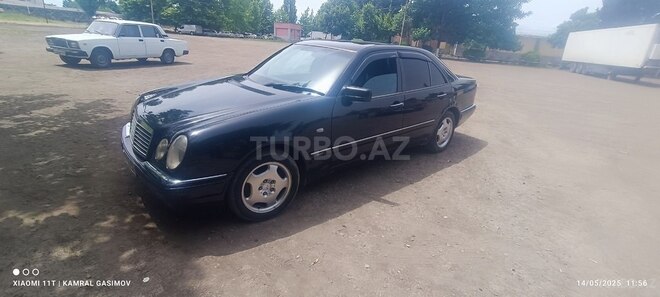 Mercedes E 300 d 1998, 200,000 km - 3.0 л - Masallı