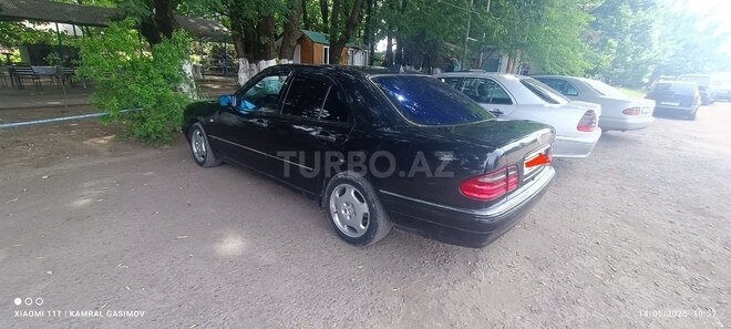 Mercedes E 300 d 1998, 200,000 km - 3.0 л - Masallı