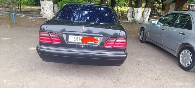 Mercedes E 300 d 1998, 200,000 km - 3.0 л - Masallı
