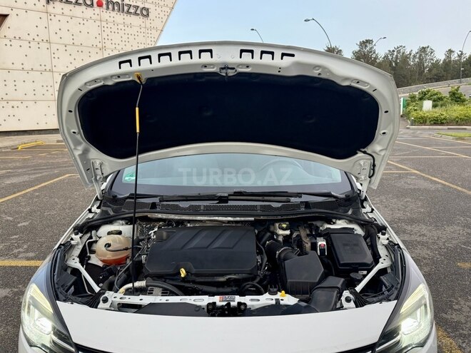 Opel Astra 2022, 166,000 km - 1.5 л - Bakı