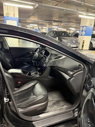 Hyundai Grandeur-20