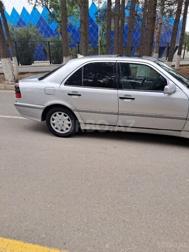 Mercedes C 180 1997, 235,000 km - 1.8 l - Sumqayıt