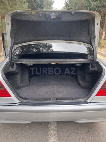 Mercedes C 180 1997, 235,000 km - 1.8 l - Sumqayıt