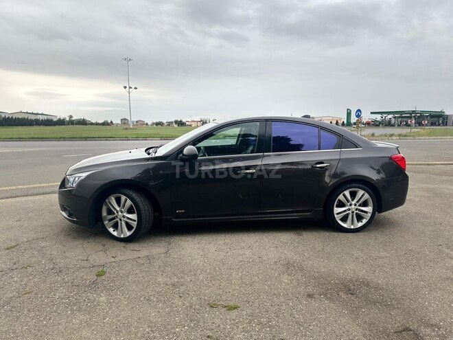 Chevrolet Cruze 2014, 290,000 km - 1.4 л - Biləsuvar
