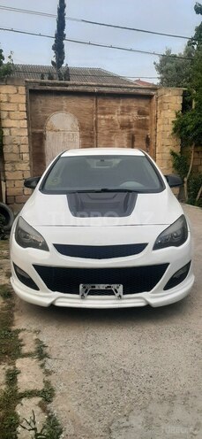 Opel Astra 2012, 265,000 km - 1.4 л - Bakı