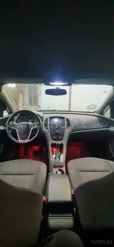 Opel Astra 2012, 265,000 km - 1.4 л - Bakı