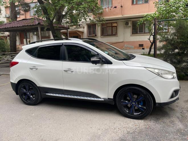 Hyundai ix35 2010, 227,000 km - 2.0 л - Bakı
