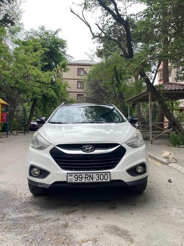 Hyundai ix35 2010, 227,000 km - 2.0 л - Bakı