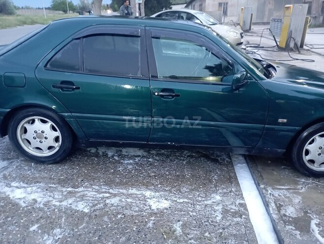 Mercedes C 180 1995, 423,105 km - 1.8 л - Bakı