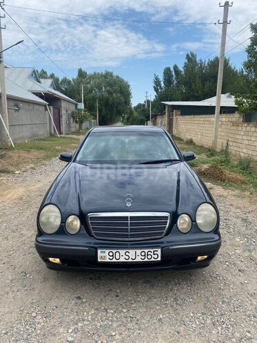 Mercedes E 220 d 1999, 290,000 km - 2.2 l - Beyləqan