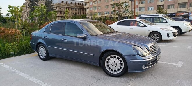 Mercedes E 220 2004, 398,547 km - 2.2 l - Bakı