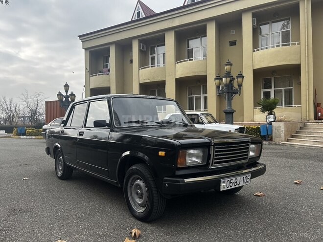 LADA (VAZ) 2107 2007, 90,000 km - 1.6 l - Yevlax