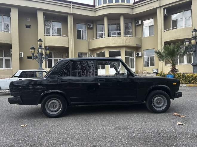 LADA (VAZ) 2107 2007, 90,000 km - 1.6 l - Yevlax