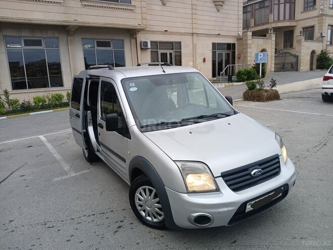 Ford Tourneo Connect 2009, 236,452 km - 1.8 l - Bakı