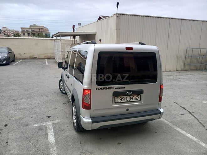 Ford Tourneo Connect 2009, 236,452 km - 1.8 l - Bakı