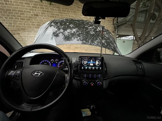 Hyundai i30 2009, 200,000 km - 1.4 л - Şamaxı