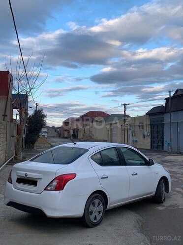 Nissan Sunny 2014, 780,000 km - 1.5 l - Bakı