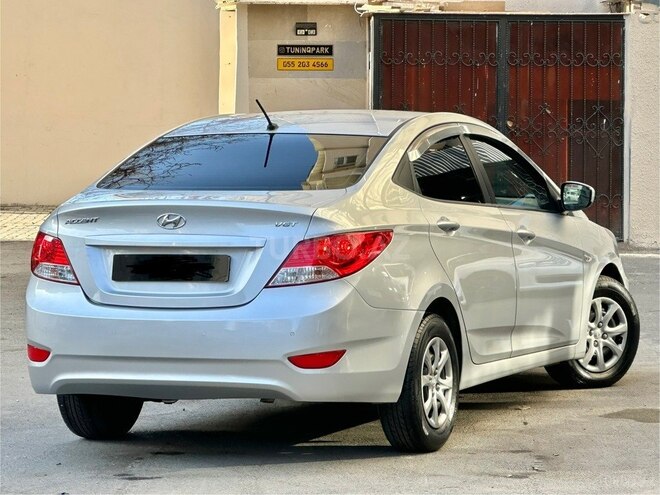 Hyundai Accent 2014, 194,000 km - 1.6 l - Bakı
