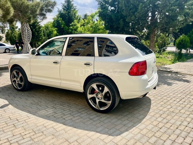 Porsche Cayenne-2