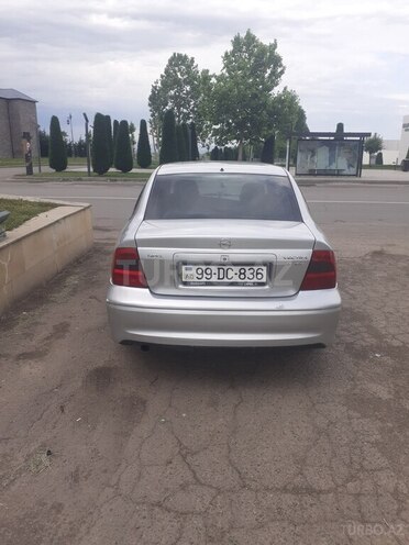 Opel Vectra 1999, 60,483 km - 1.6 l - Tovuz