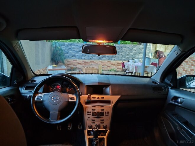 Opel Astra 2007, 163,683 km - 1.4 l - Qazax
