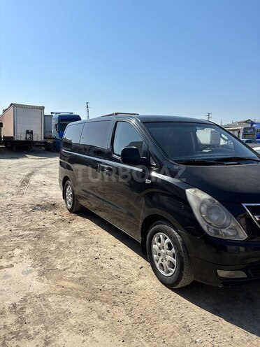 Hyundai H-1 2009, 370,000 km - 2.7 л - Bakı
