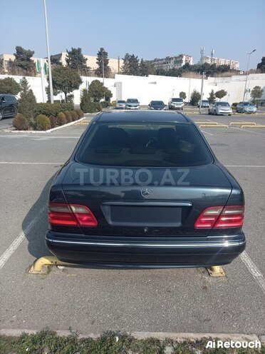 Mercedes E 220 d 2001, 440,000 km - 2.2 l - Bakı
