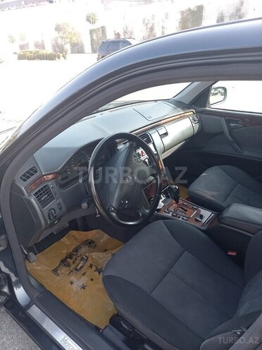Mercedes E 220 d 2001, 440,000 km - 2.2 l - Bakı