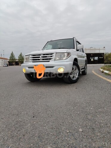 Mitsubishi Pajero io 2000, 434,000 km - 2.0 л - Yevlax