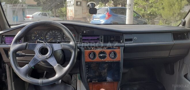 Mercedes 190 1991, 152,000 km - 2.0 л - Sumqayıt