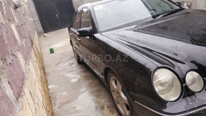 Mercedes E 240 1999, 346,589 km - 2.4 л - Gəncə