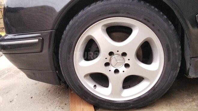 Mercedes E 240 1999, 346,589 km - 2.4 л - Gəncə