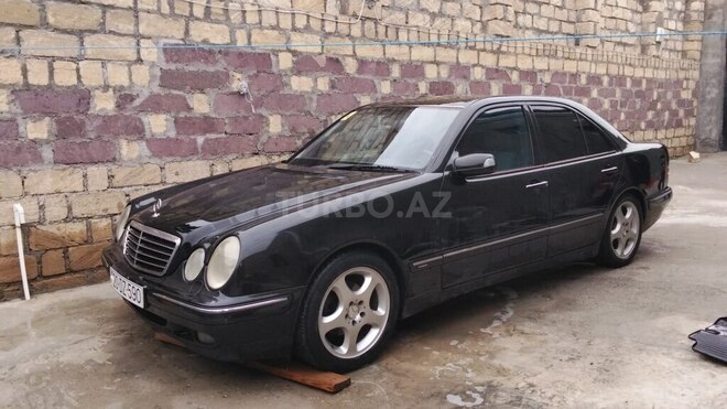Mercedes E 240 1999, 346,589 km - 2.4 л - Gəncə