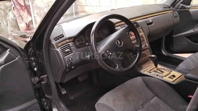 Mercedes E 240 1999, 346,589 km - 2.4 л - Gəncə