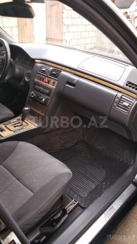Mercedes E 240 1999, 346,589 km - 2.4 л - Gəncə