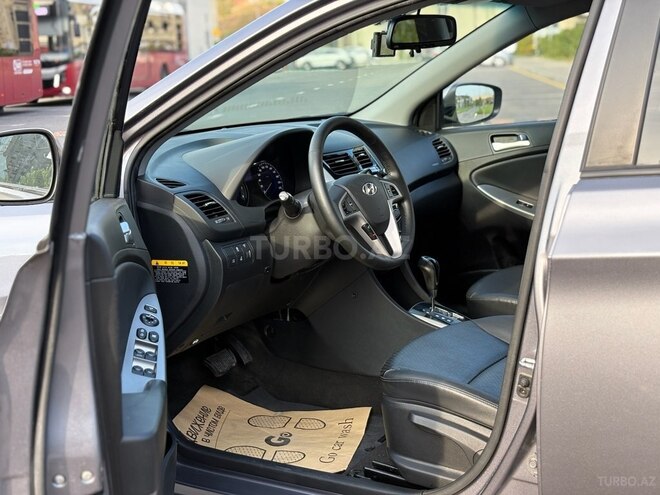Hyundai Accent 2015, 132,000 km - 1.6 l - Bakı