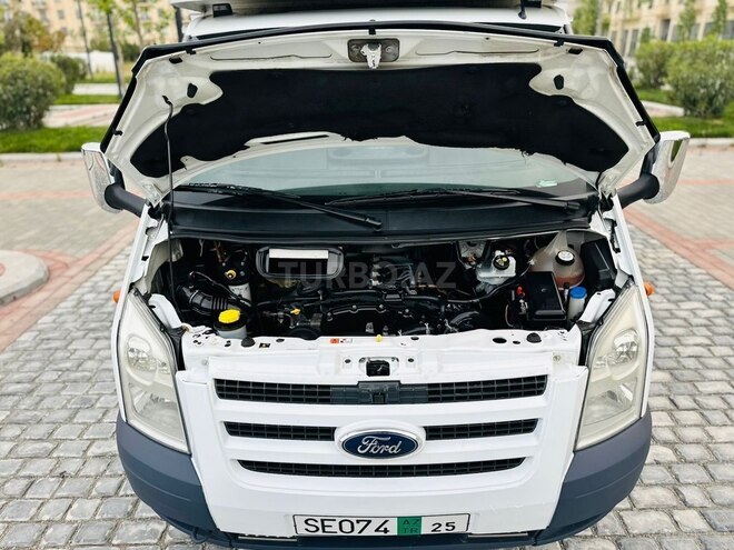 Ford Transit 2010, 198,000 km - 2.4 л - Bakı