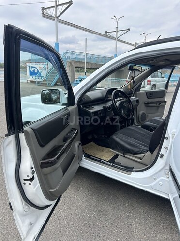 Nissan X-Trail 2002, 375,500 km - 2.5 l - Quba