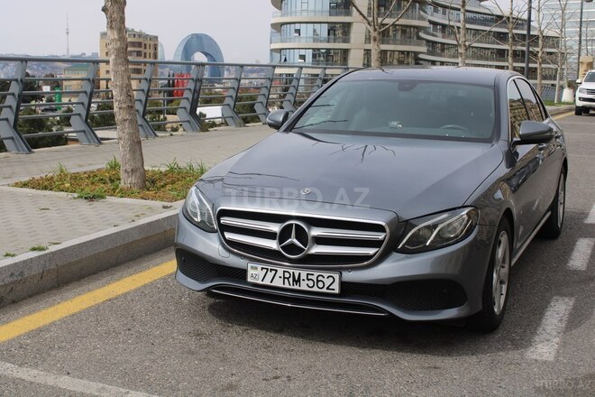 Mercedes E 220 2017, 199,599 km - 2.0 l - Bakı