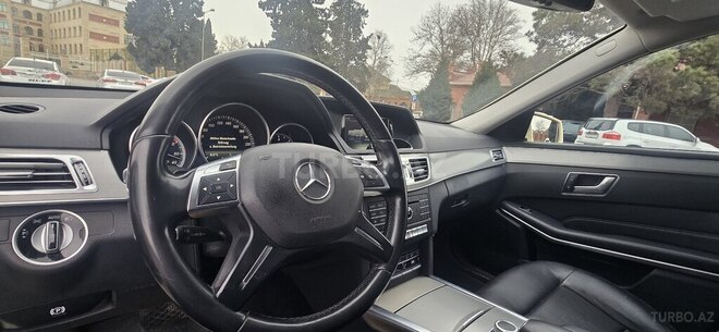 Mercedes E 200 d 2015, 390,000 km - 2.2 l - Gəncə