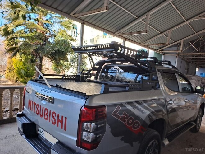 Mitsubishi L200 2021, 103,000 km - 2.4 л - Bakı
