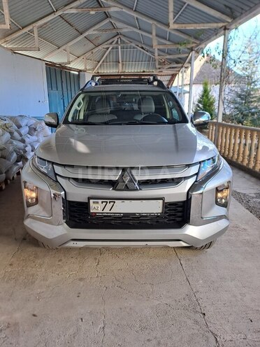 Mitsubishi L200 2021, 103,000 km - 2.4 л - Bakı