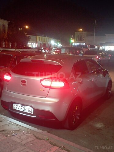 Kia Rio 2012, 257,000 km - 1.1 l - Bakı