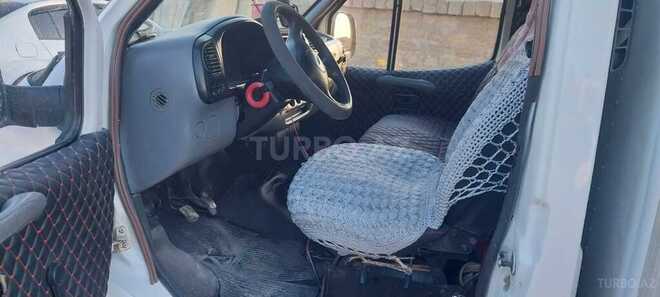 Ford Transit-8