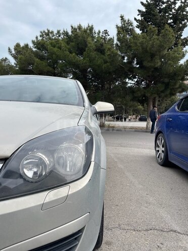 Opel Astra 2005, 320,000 km - 1.4 l - Bakı