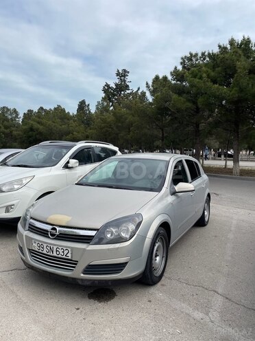 Opel Astra 2005, 320,000 km - 1.4 l - Bakı