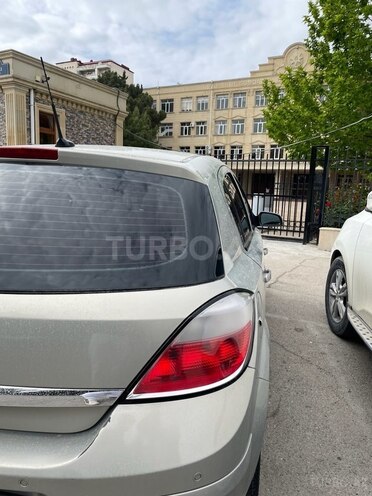 Opel Astra 2005, 320,000 km - 1.4 l - Bakı